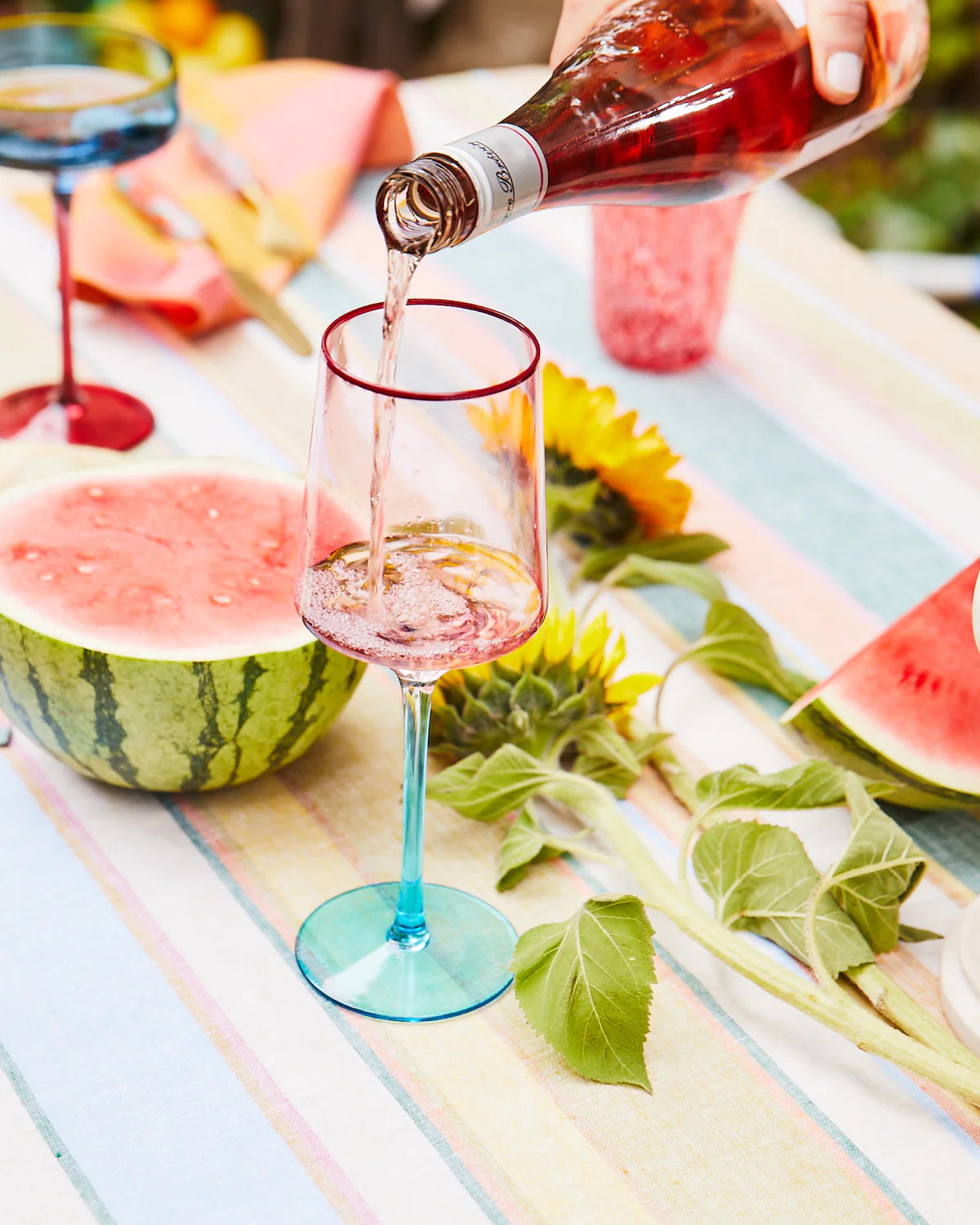 Kip & Co ROSE WITH A TWIST VINO GLASS 2P SET | The Ivy Plant Studio