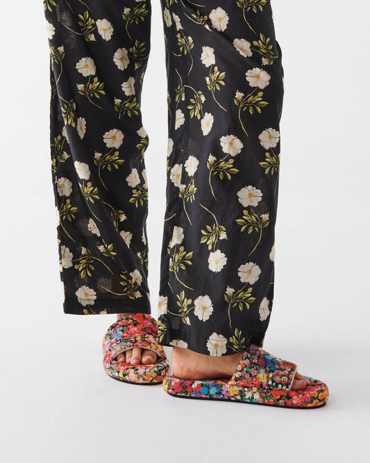 FOREVER FLORAL BLACK QUILTED ADULT SLIPPERS