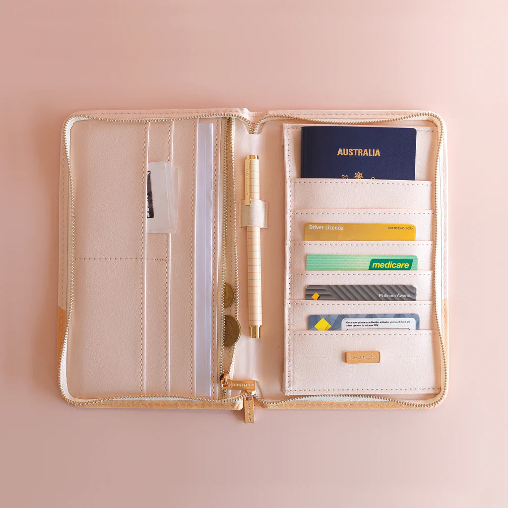 Fox & Fallow Carmel Ripple Travel Wallet | The Ivy Plant Studio 