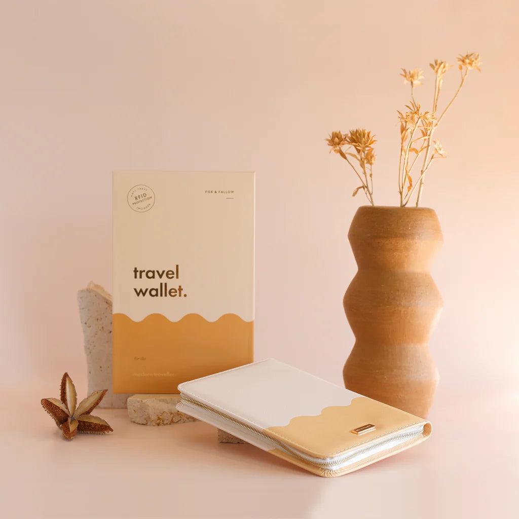Fox & Fallow Carmel Ripple Travel Wallet | The Ivy Plant Studio 