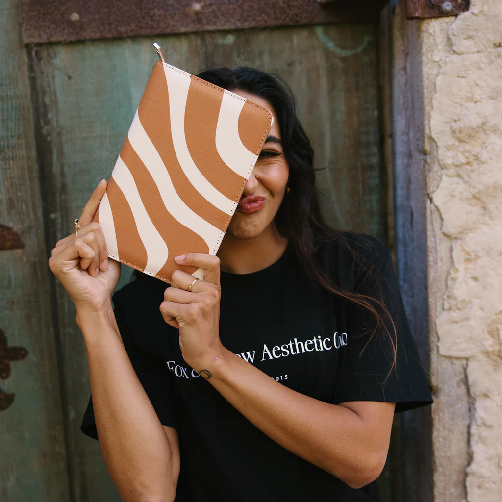 Fox & Fallow Rust Swirl Travel Wallet | The Ivy Plant Studio