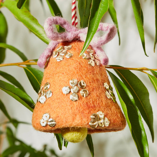 SAGE X CLARE AAMIN BELL DECORATION | THE IVY PLANT STUDIO