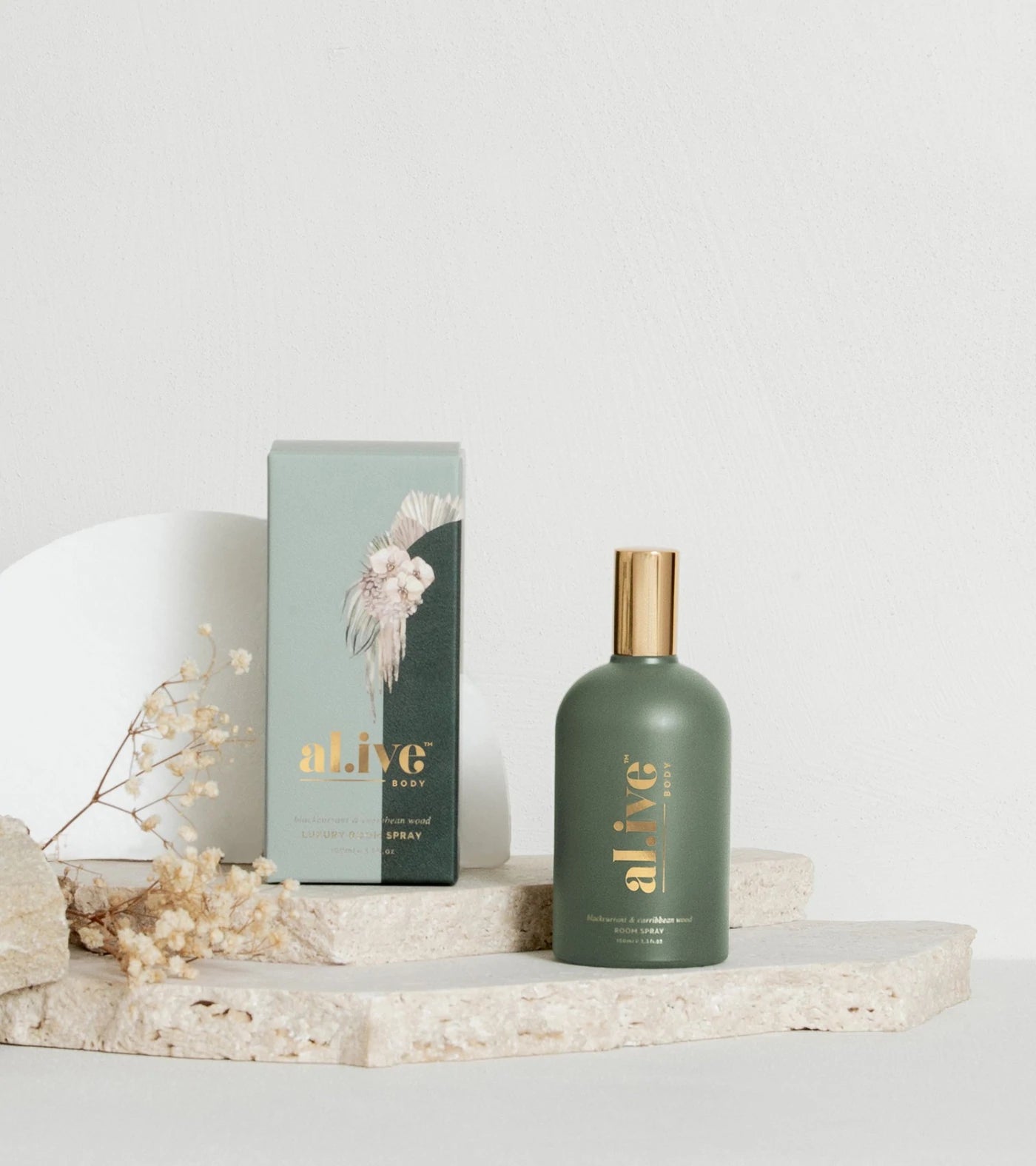 al.ive Body - BLACKCURRANT & CARIBBEAN WOOD ROOM SPRAY | alive body | the ivy plant studio 
