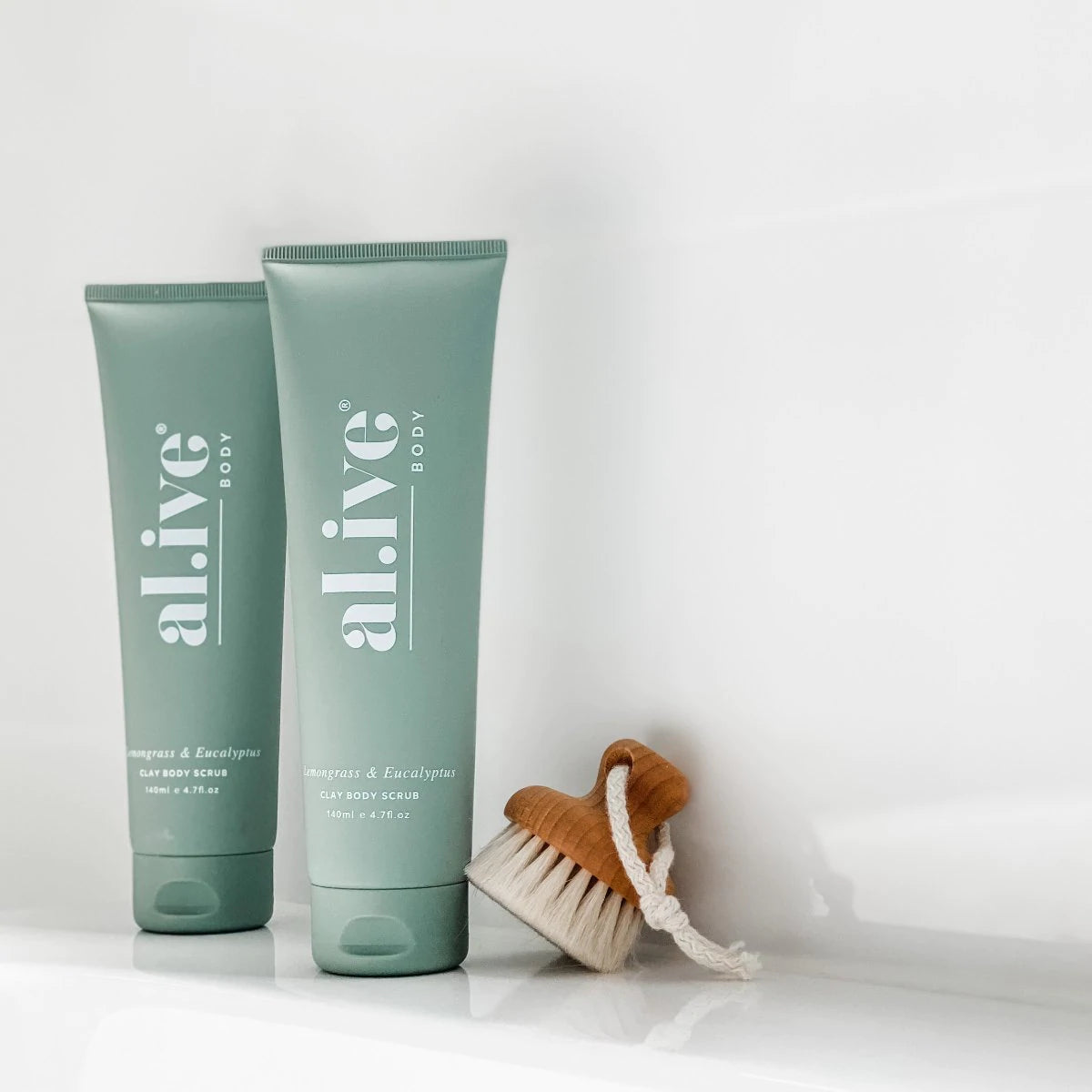 Alive Body Lemongrass & Eucalyptus Clay Body Scrub | The Ivy PLANT STUDIO | Phillip Island